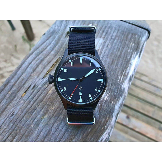 Militäruhr BLACK „WATCH ONE“ by “CS hoch2”, klassische Einsatzuhr, Automatikuhrwerk, schwarz PVD beschichtetes Edelstahlgehäuse, 10 ATM, Sapphirglas, Natoarmband